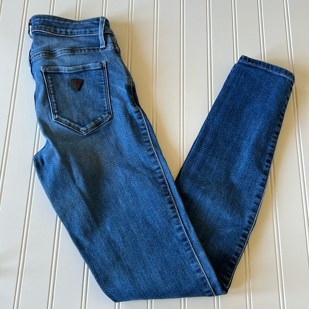 Guess Sexy Curve Skinny Jeans - Picture 2 of 5